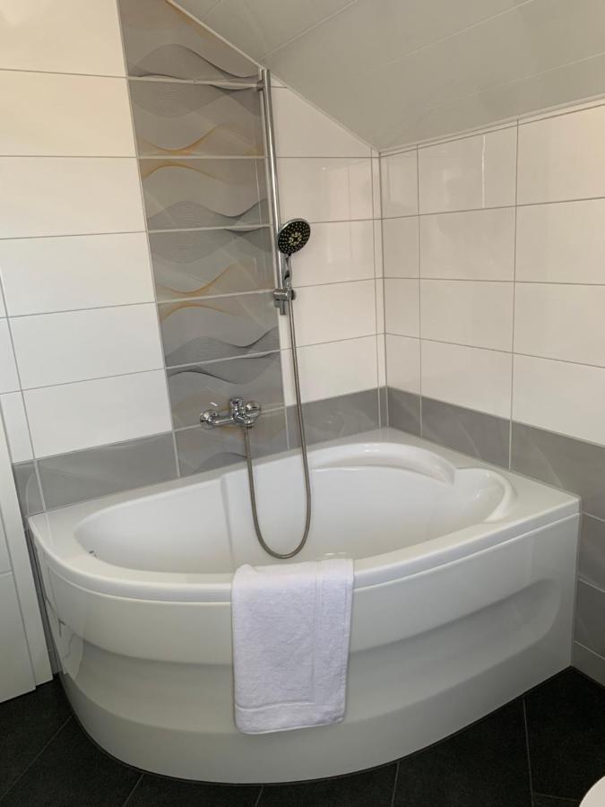2 Zimmer Ferienwohnung Obersulm 外观 照片